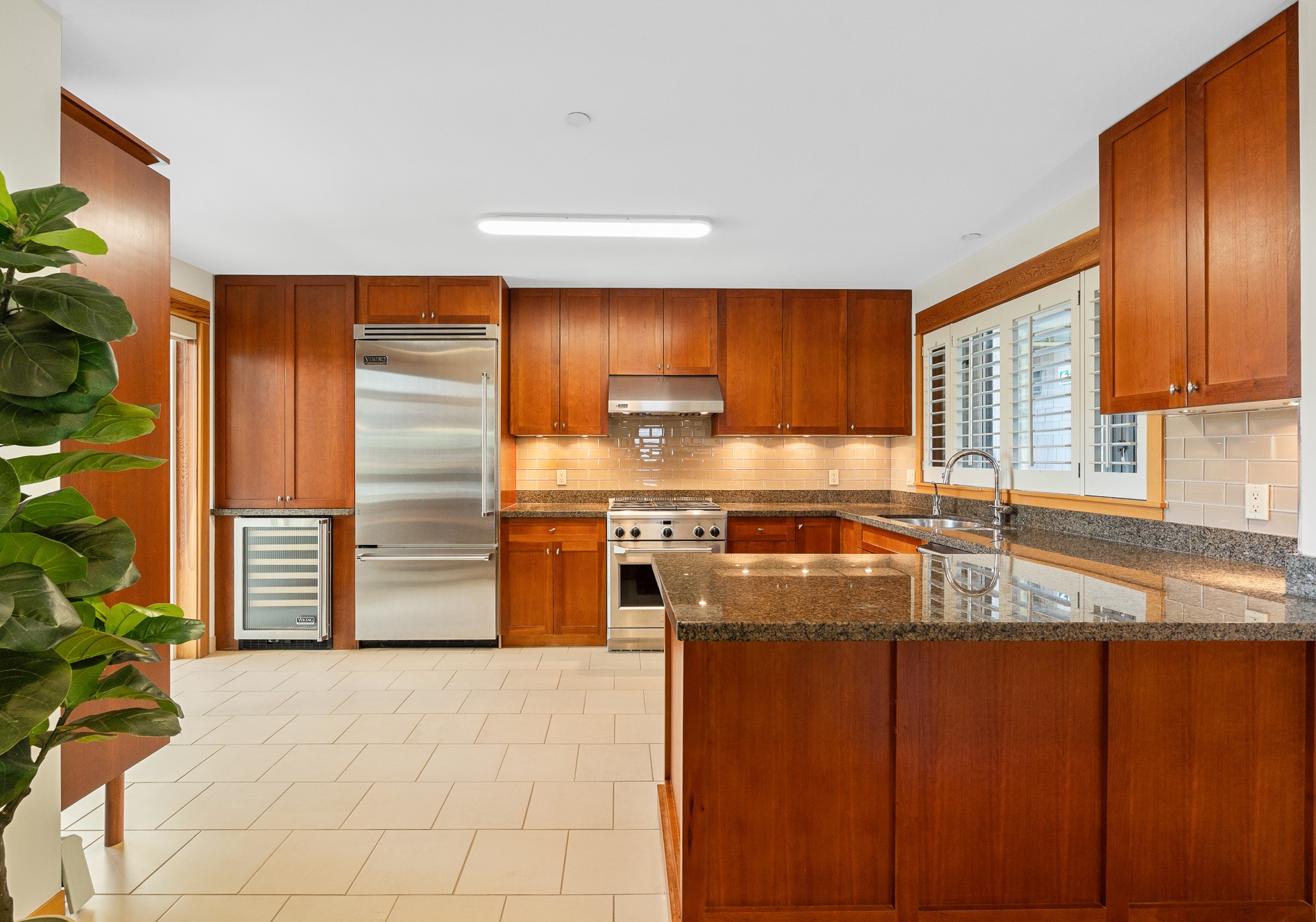 #201 - 550 17th Street